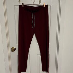 Figs women's Burgundy Livingston™ - Tall Basic Scrub Pants - M - Tall / Burgundy